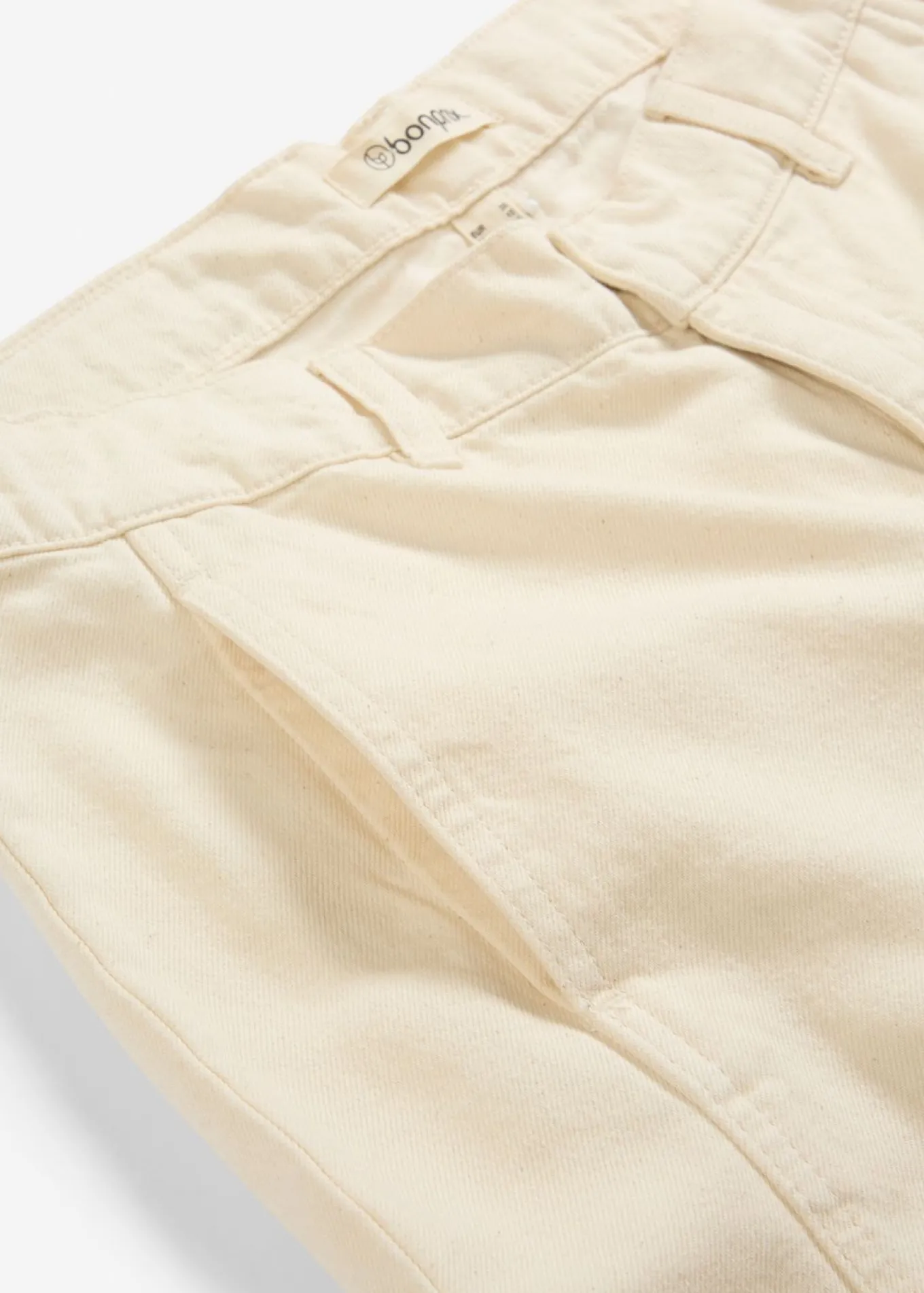 Vaqueros barrel, mid waist