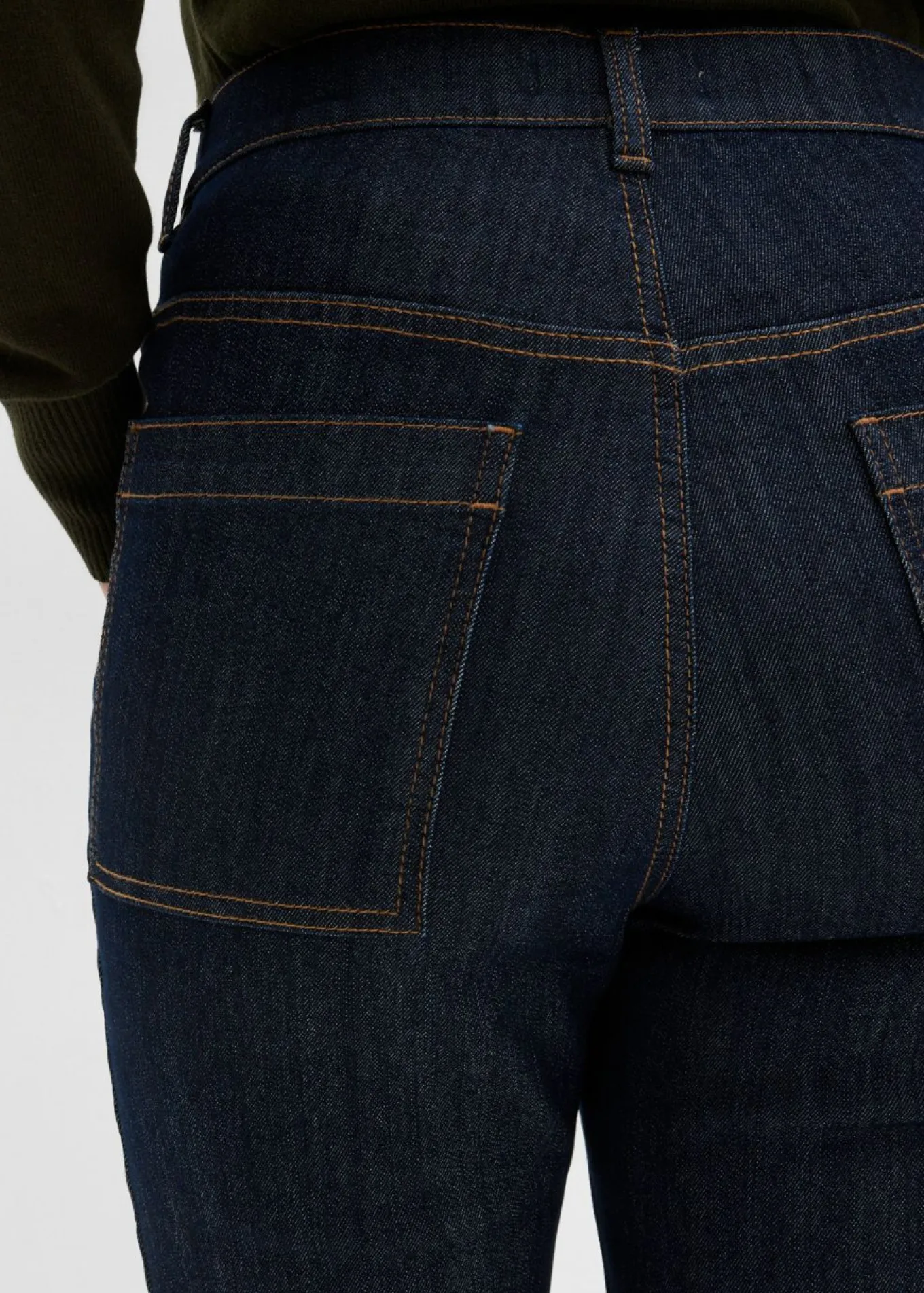 Vaqueros bootcut, high waist, cintura cómoda