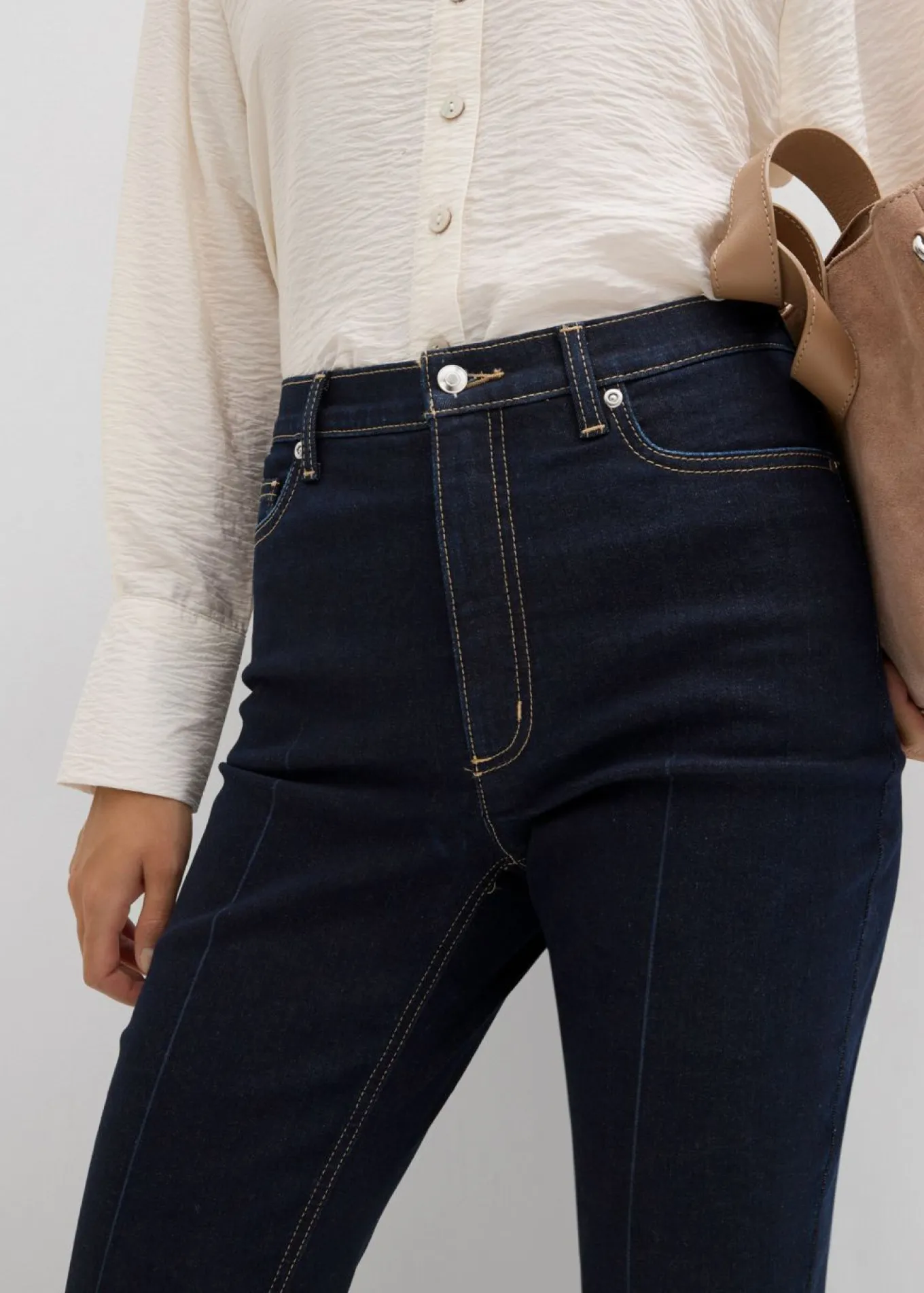 Vaqueros bootcut, high waist