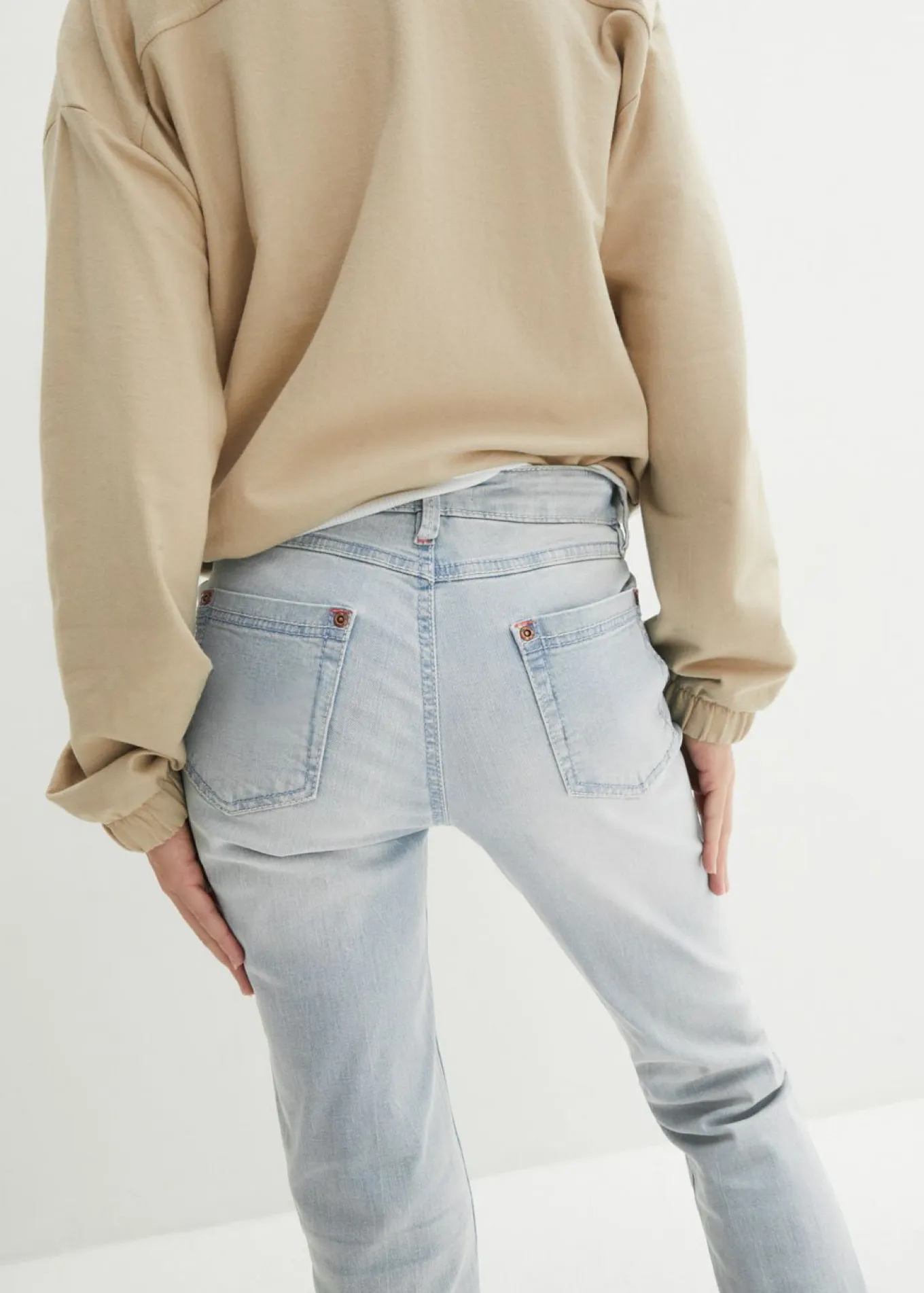 Vaqueros bootcut mid waist, elásticos