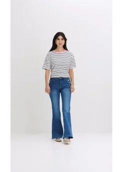 Vaqueros bootcut, mid waist, de algodón orgánico
