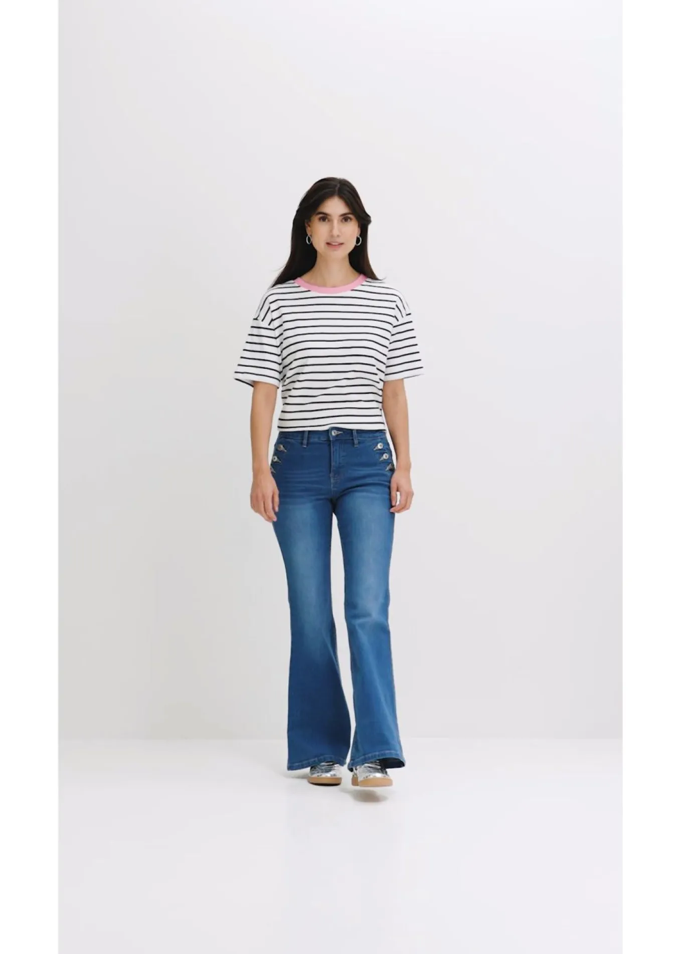 Vaqueros bootcut, mid waist, de algodón orgánico