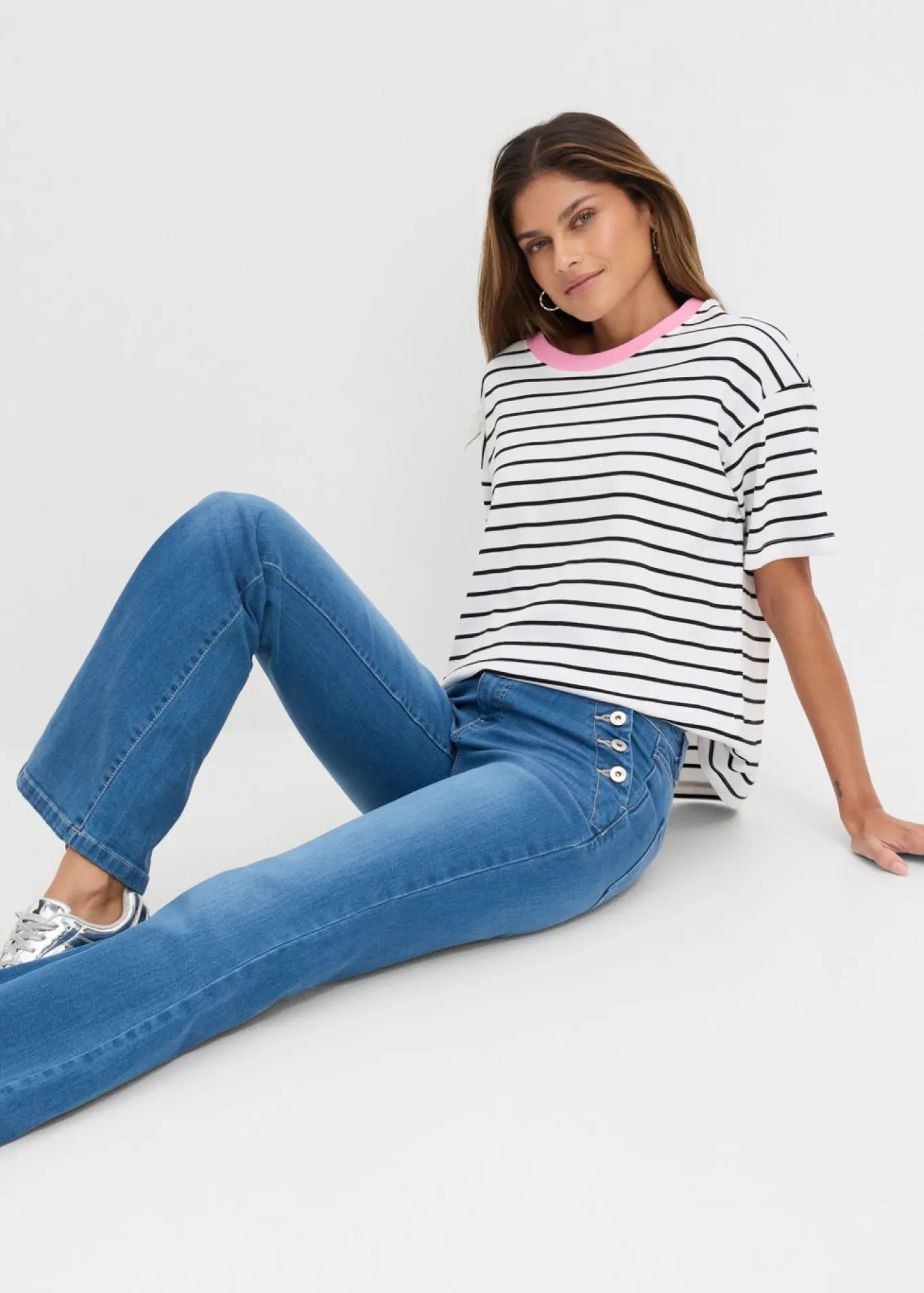 Vaqueros bootcut, mid waist, de algodón orgánico