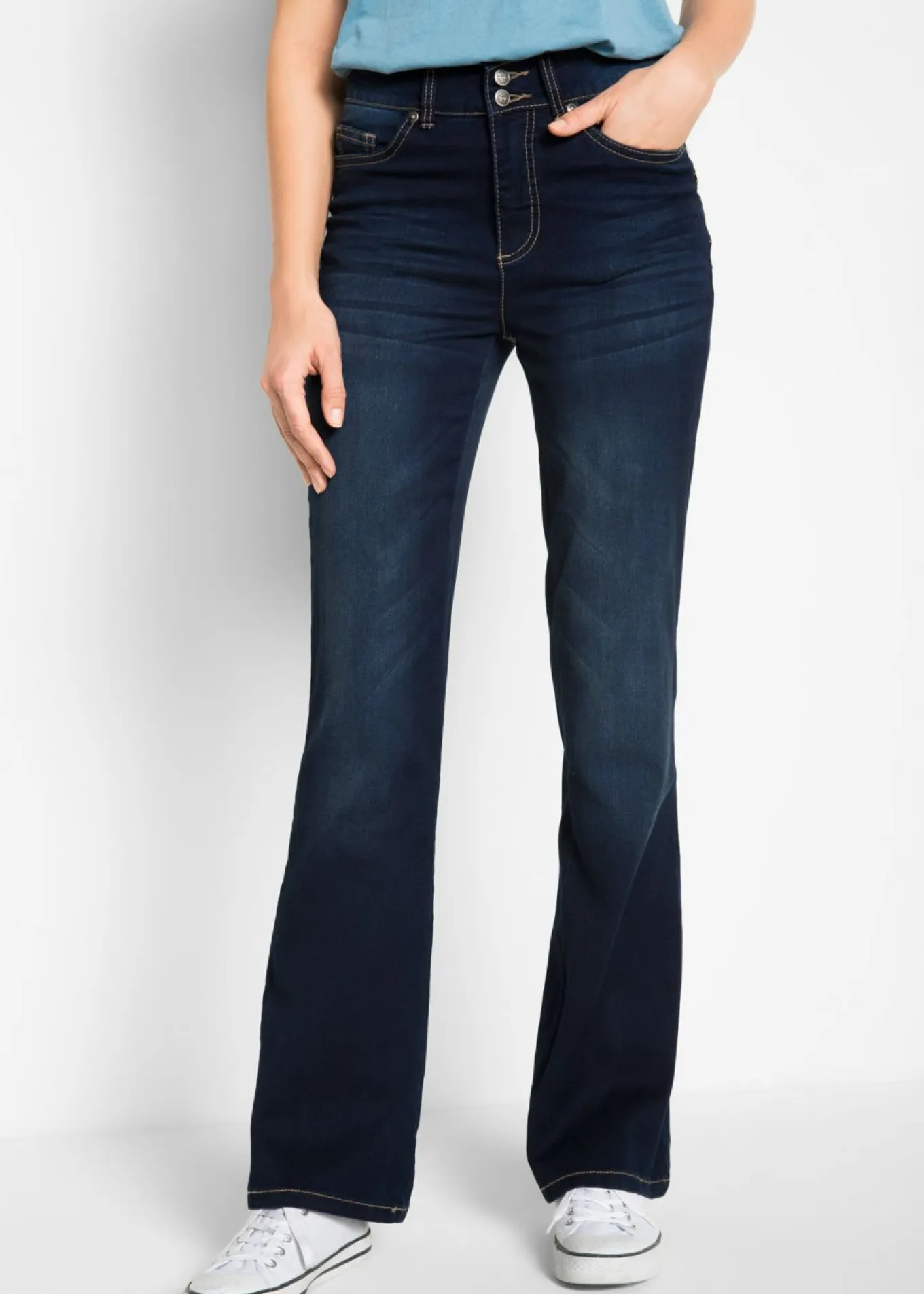 Vaqueros bootcut, mid waist, moldeadores