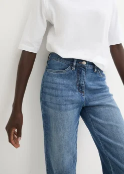 Vaqueros capri con bordado