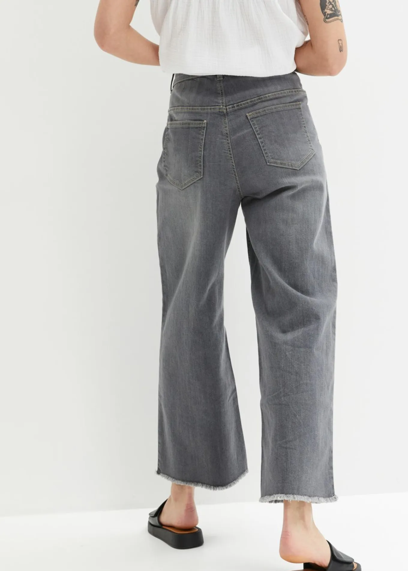 Vaqueros capri de corte ancho