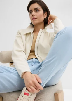Vaqueros capri de talle alto con corte mom