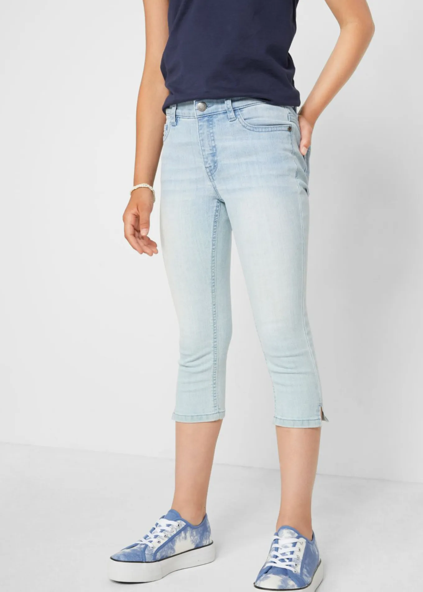 Vaqueros capri de talle medio