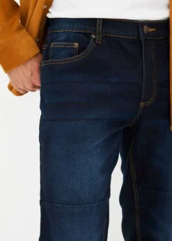 Vaqueros con corte regular, cómodo y tapered