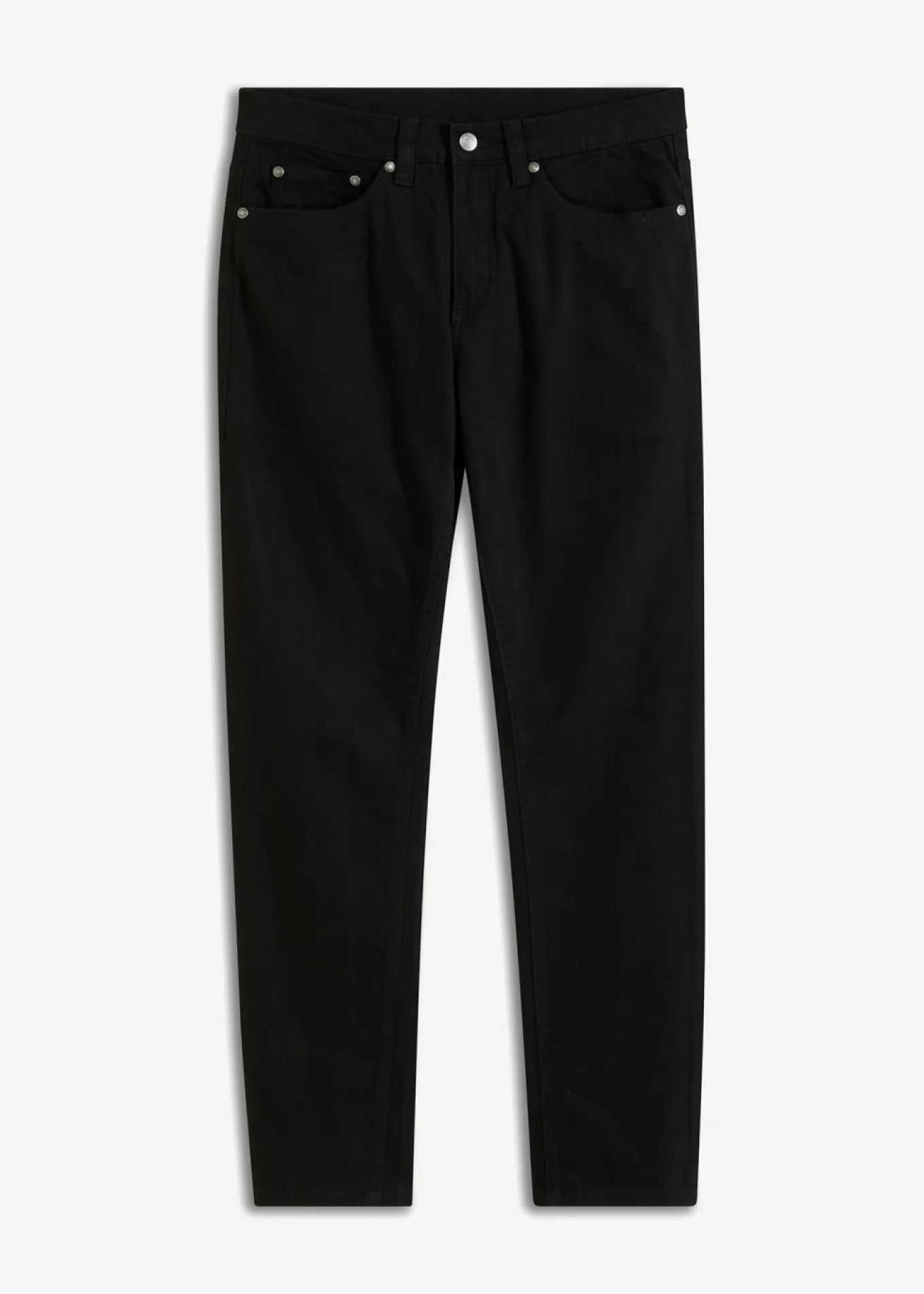 Vaqueros con corte slim y forma recta