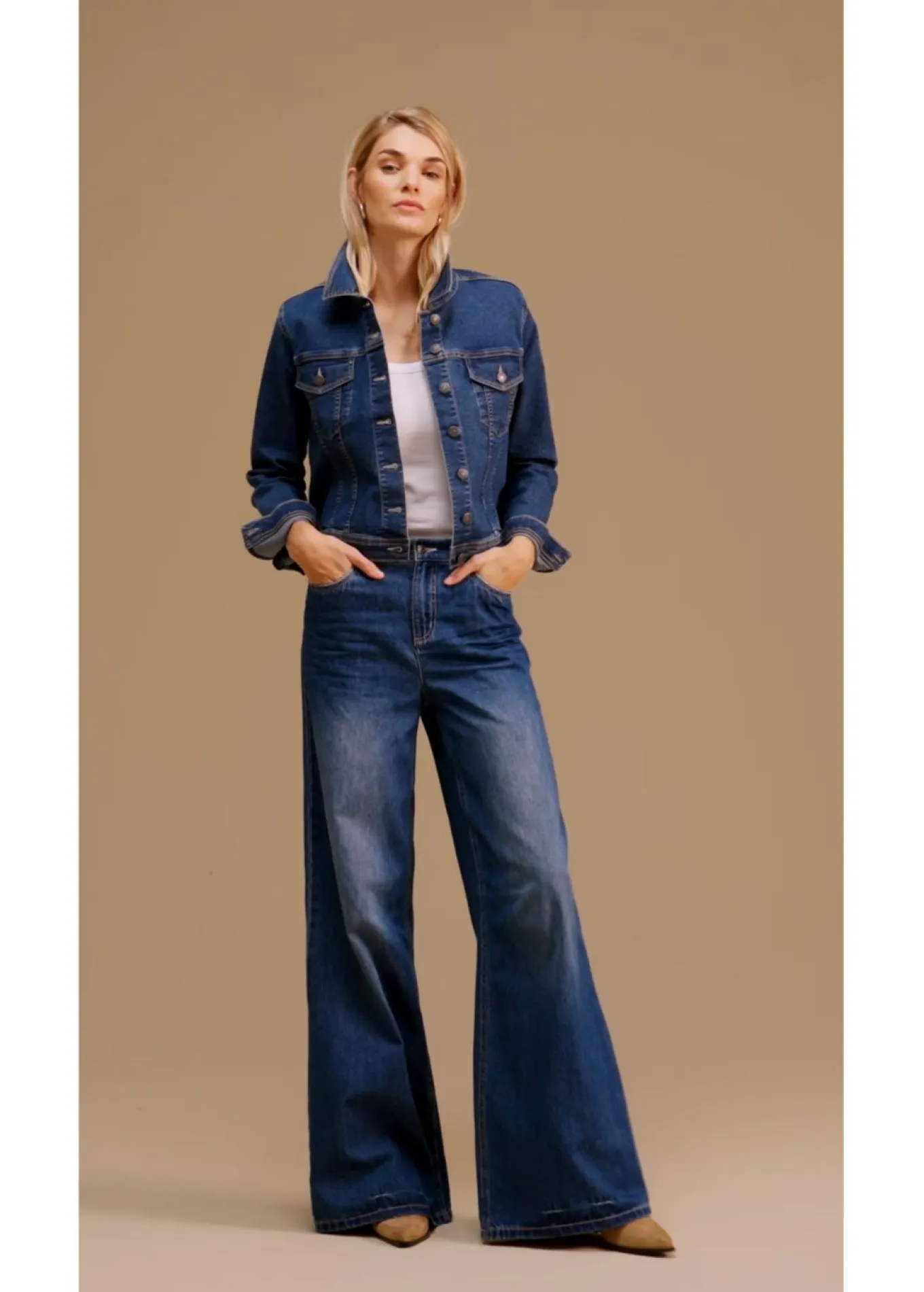 Vaqueros con pernera ancha, high waist, largo completo y cintura cómoda