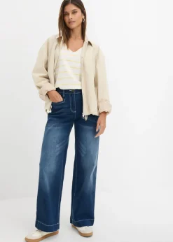 Vaqueros con pernera ancha, mid waist, con cintura cómoda