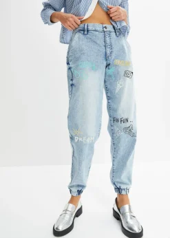 Vaqueros con talle medio, cinturilla cómoda y corte barrel