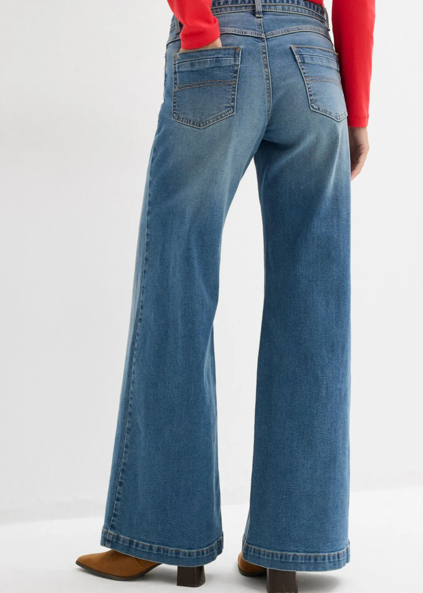 Vaqueros de pernera ancha, mid waist, largo completo