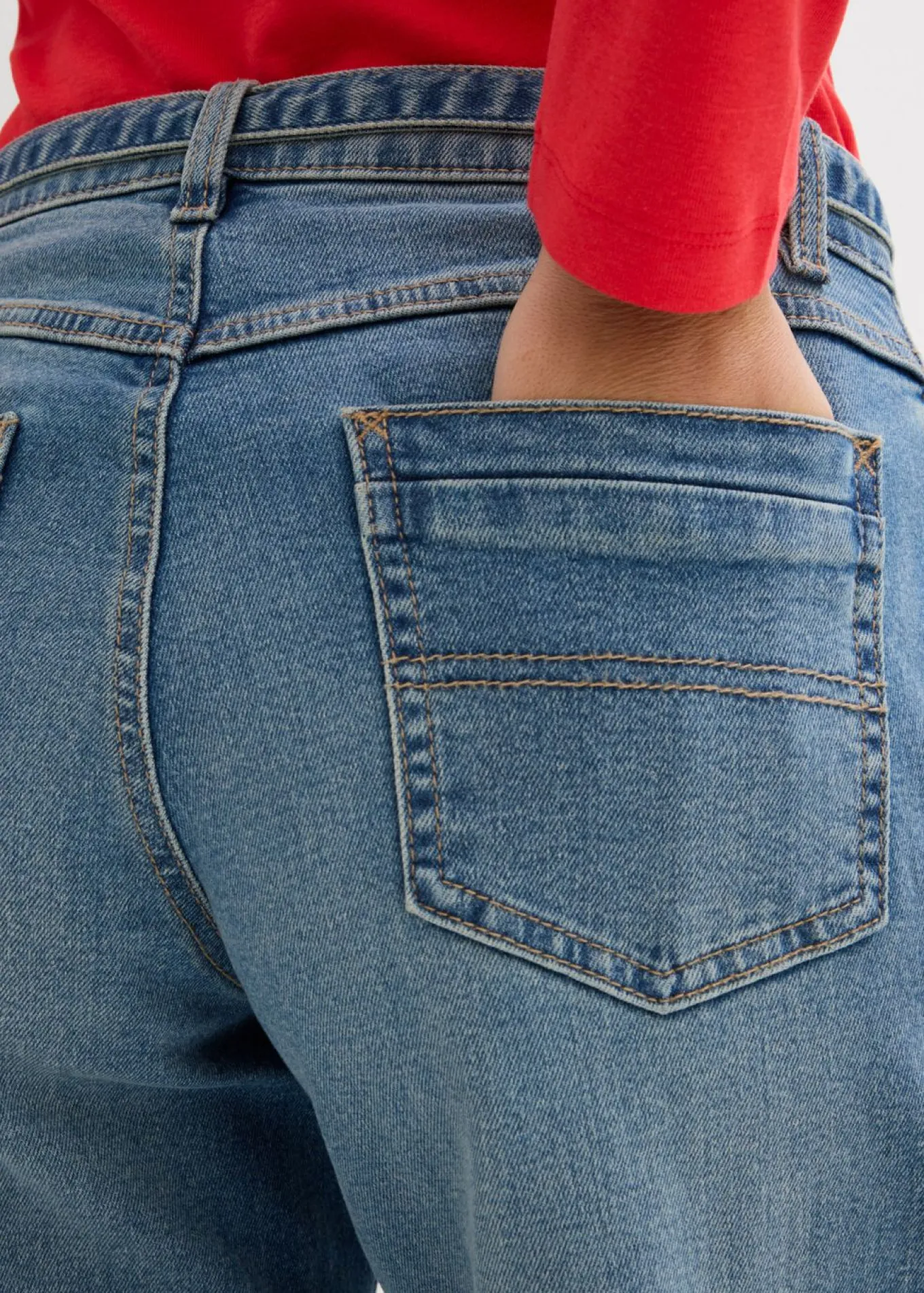 Vaqueros de pernera ancha, mid waist, largo completo