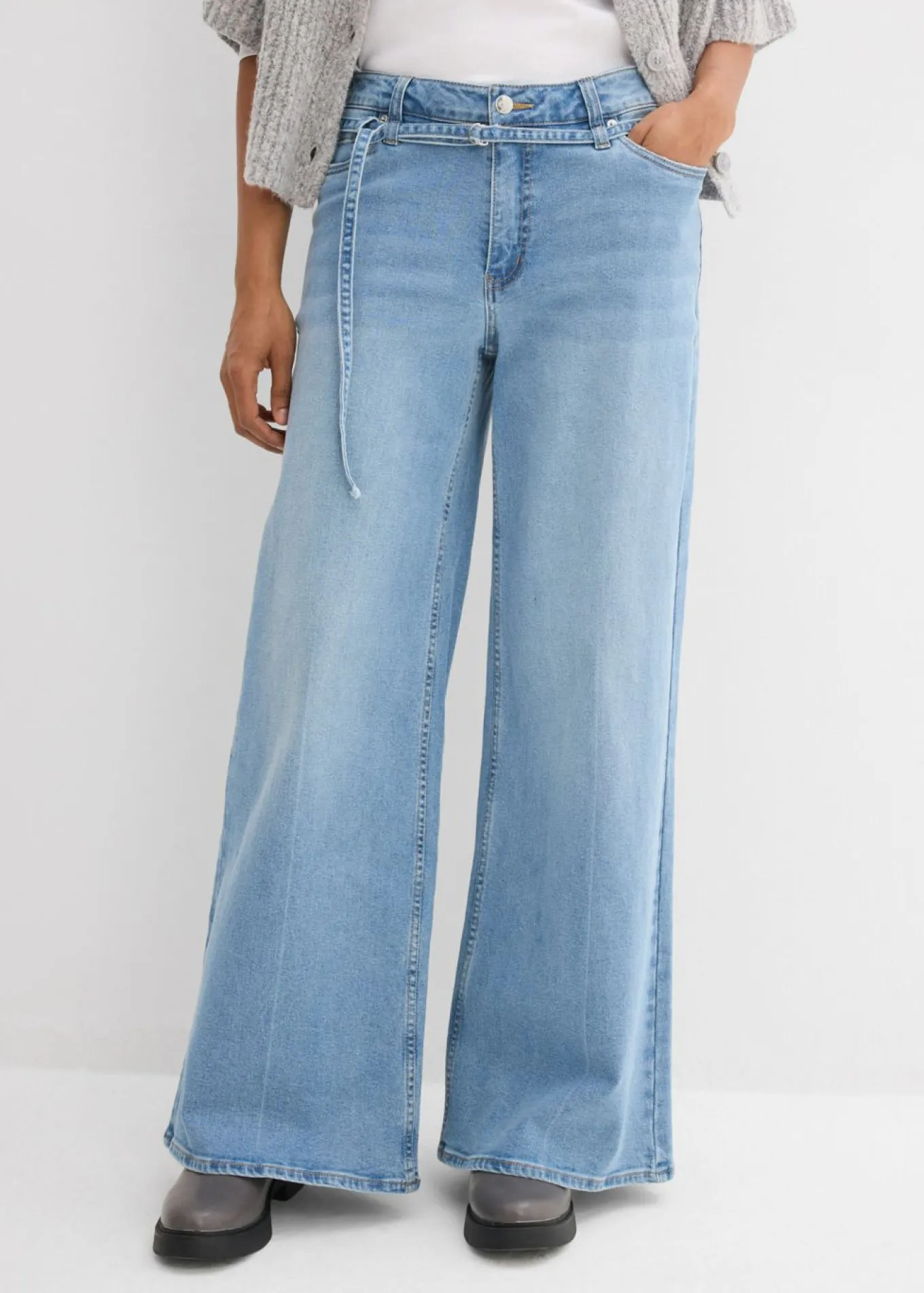 Vaqueros de pernera ancha, mid waist