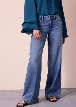 Vaqueros de pernera ancha, mid waist, largo completo y low stretch