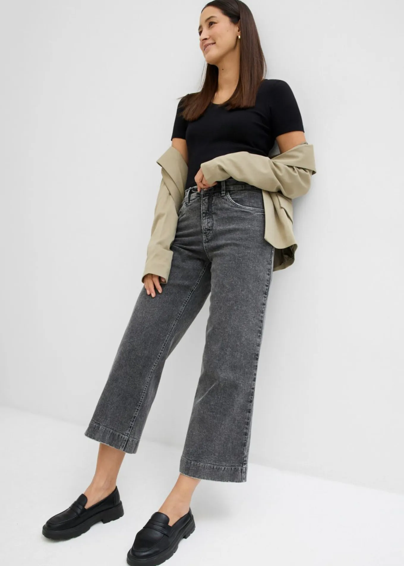 Vaqueros de pernera ancha, high waist, cropped