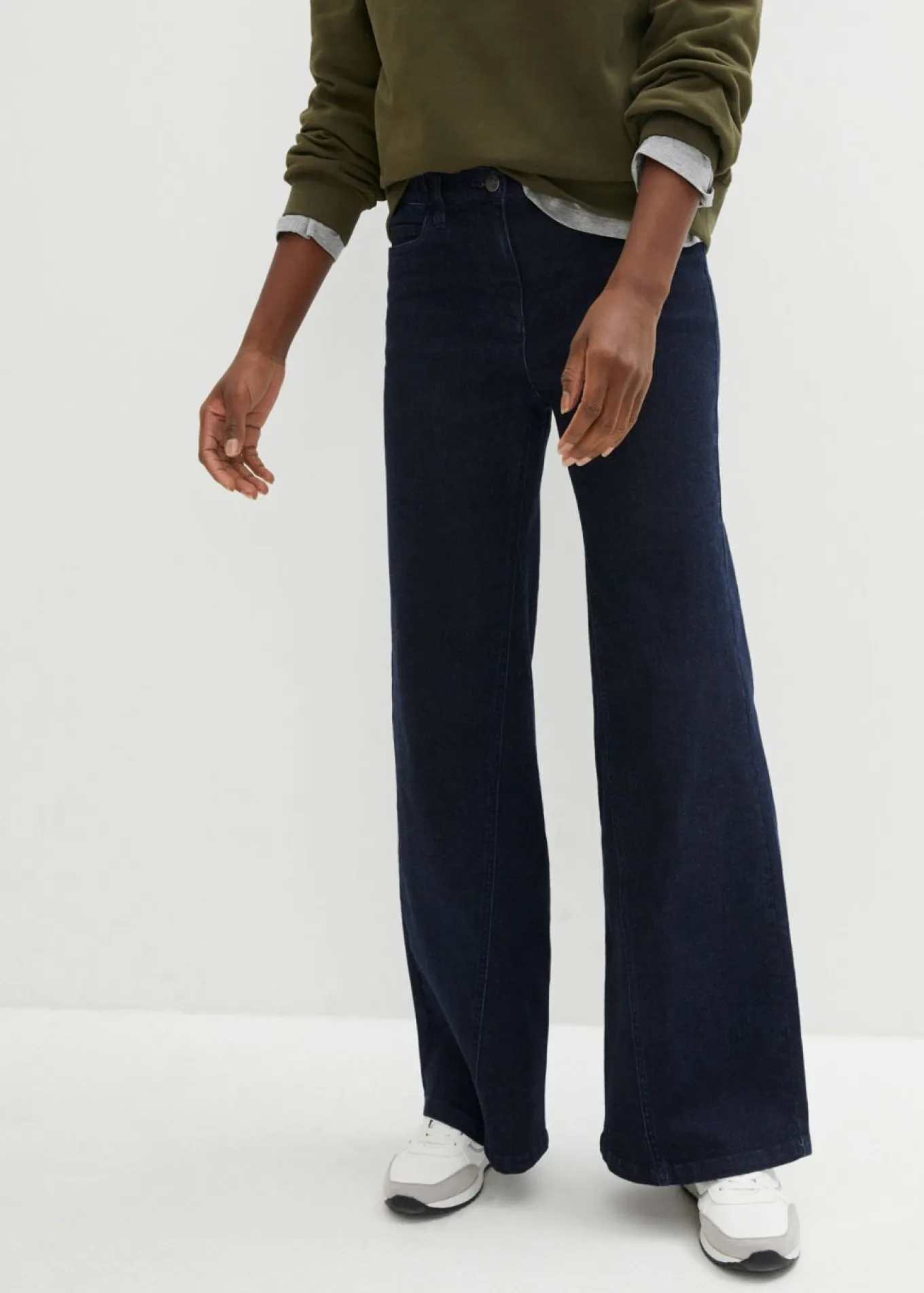 Vaqueros de pernera ancha, high waist, cintura cómoda