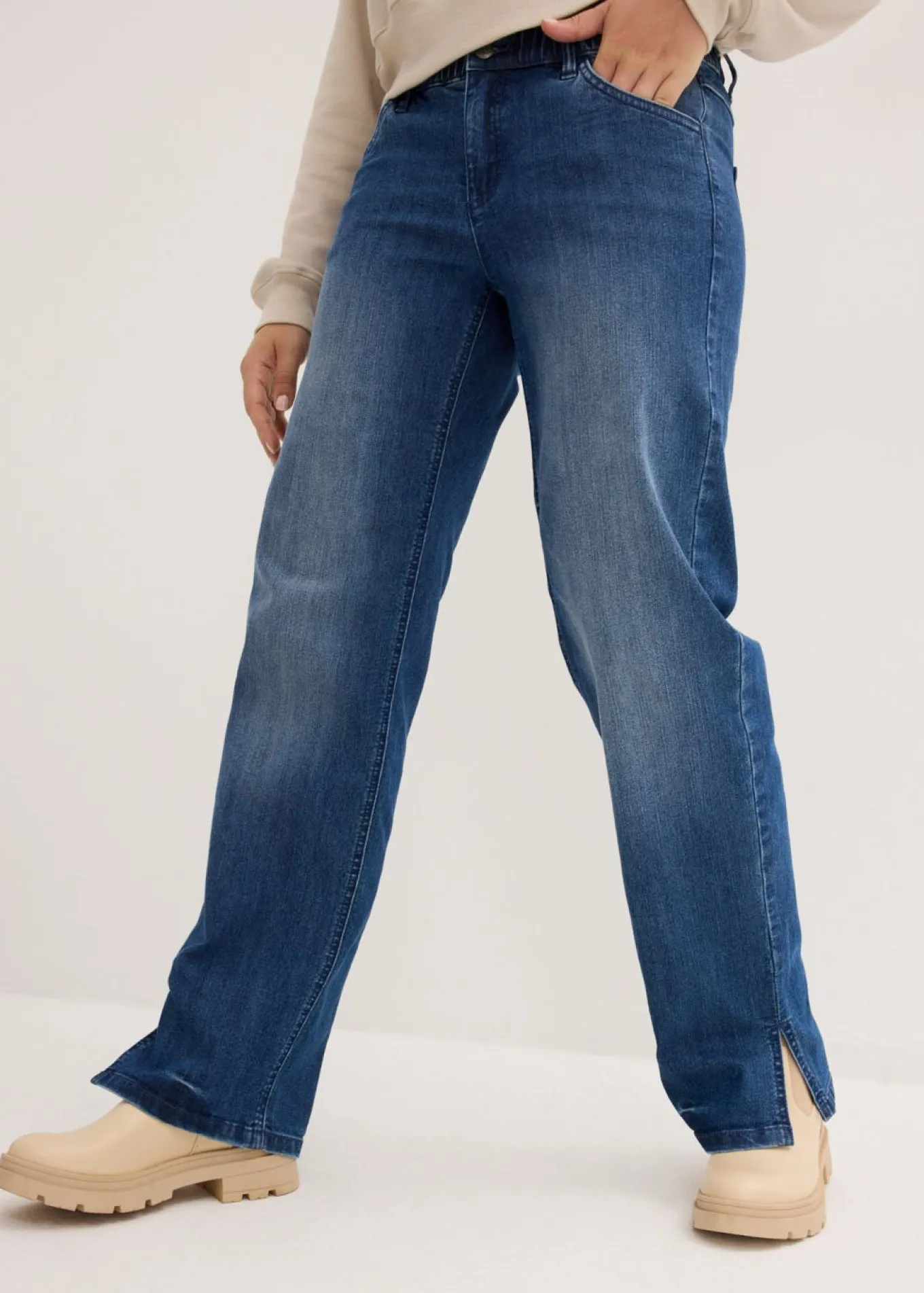 Vaqueros de pernera ancha, high waist, cintura cómoda