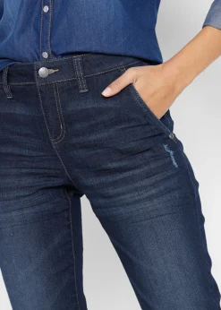 Vaqueros elásticos con corte boyfriend y talle medio