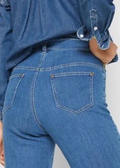 Vaqueros elásticos de cintura alta y corte mom
