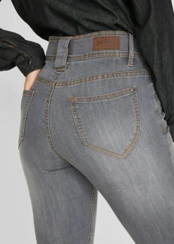 Vaqueros elásticos de corte slim y talle alto