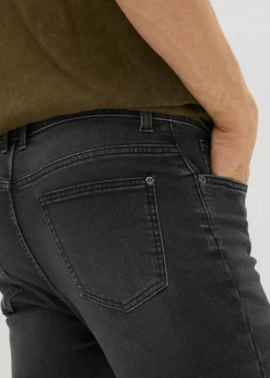 Vaqueros elásticos de corte slim y recto
