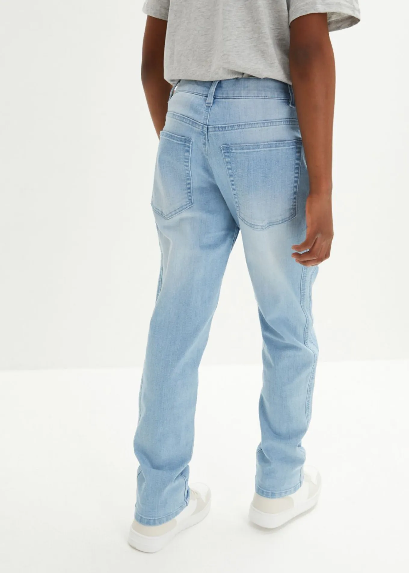 Vaqueros elásticos loose fit, con cintura ajustable, straight