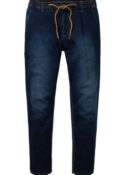 Vaqueros informales con corte regular, forma tapered y cinturilla cómoda