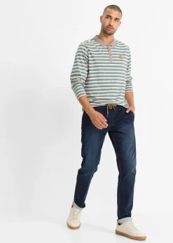 Vaqueros informales con corte regular, forma tapered y cinturilla cómoda