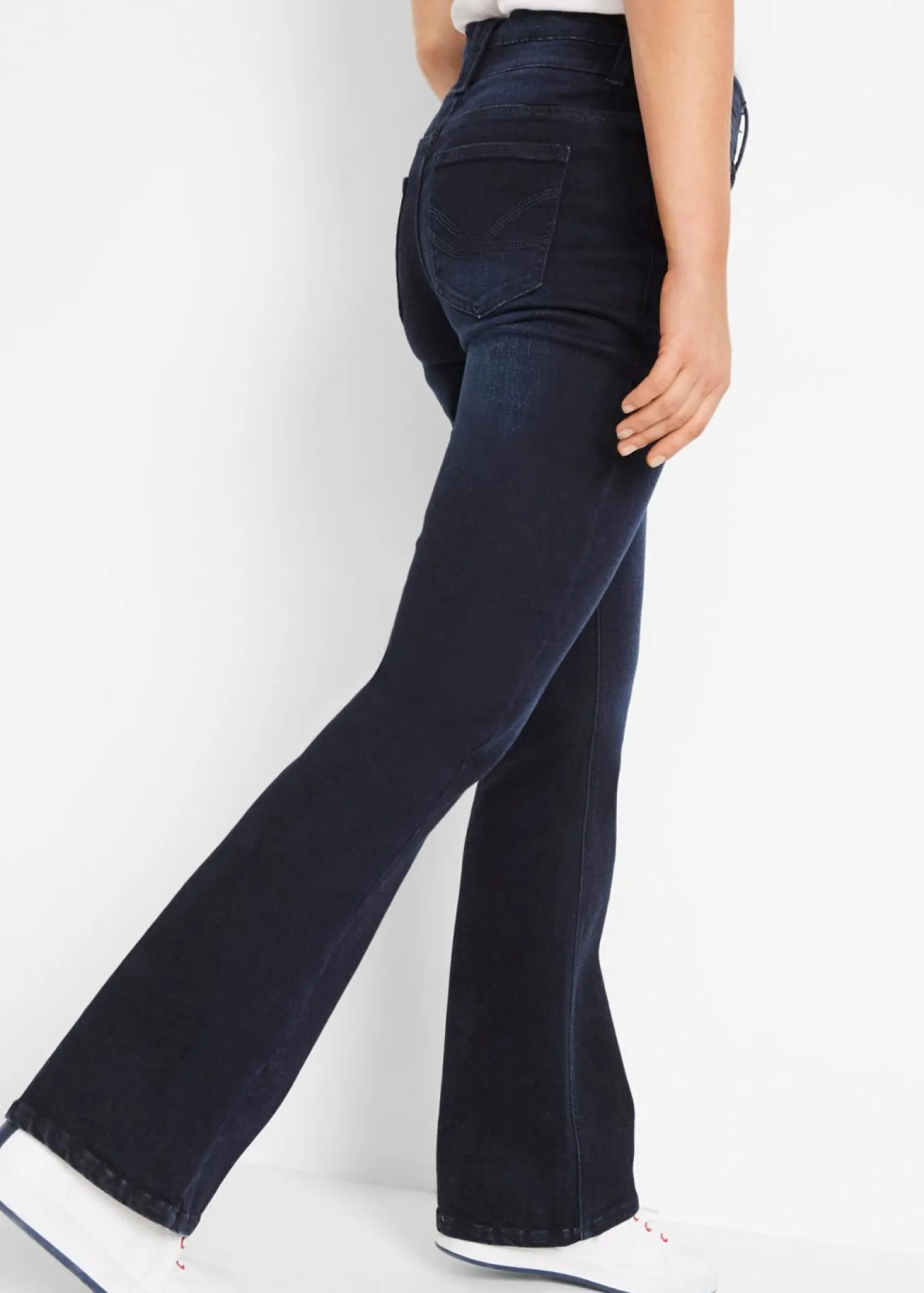 Vaqueros moldeadores y suaves con corte bootcut y talle alto
