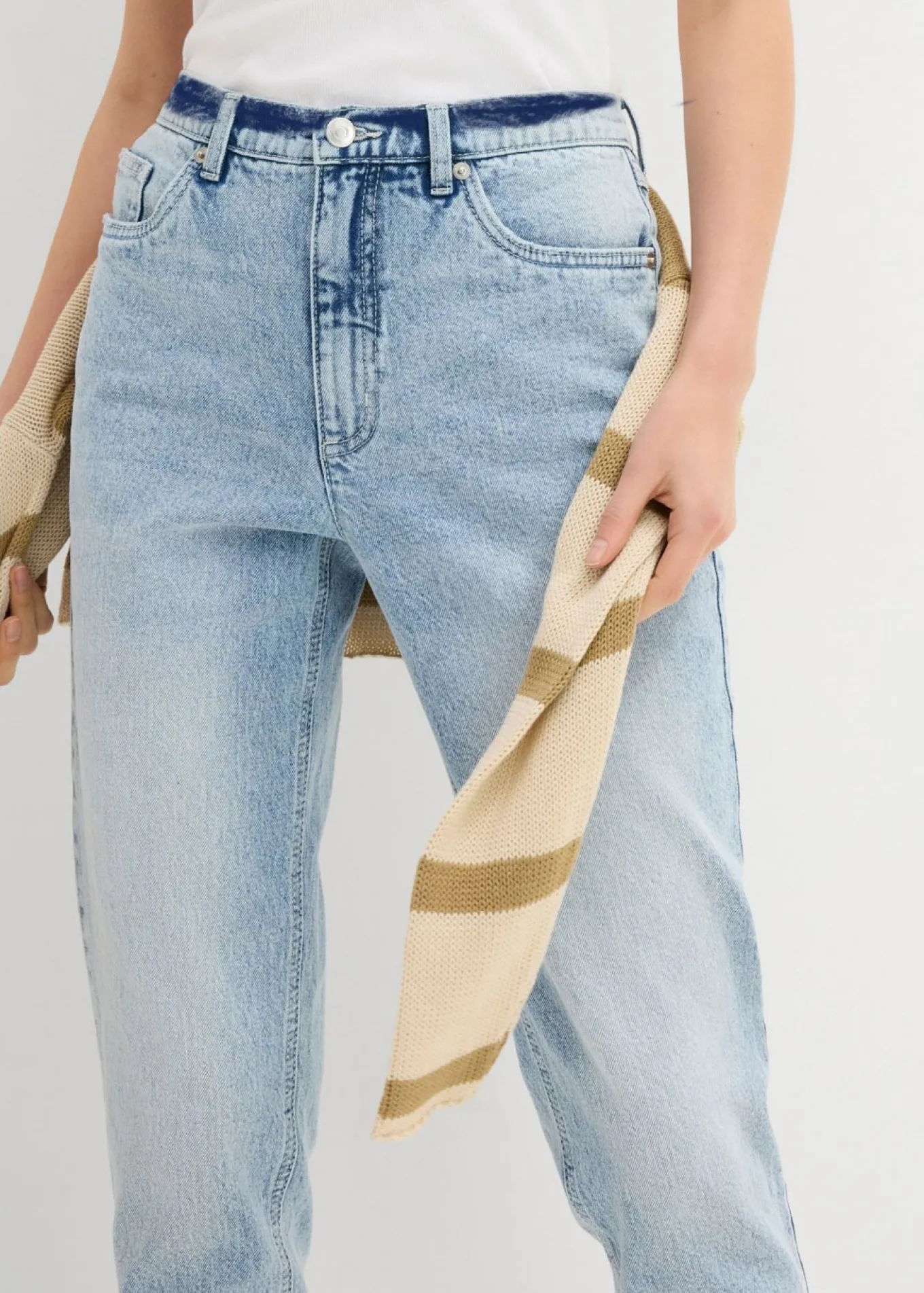 Vaqueros mom, high waist, low stretch, cropped