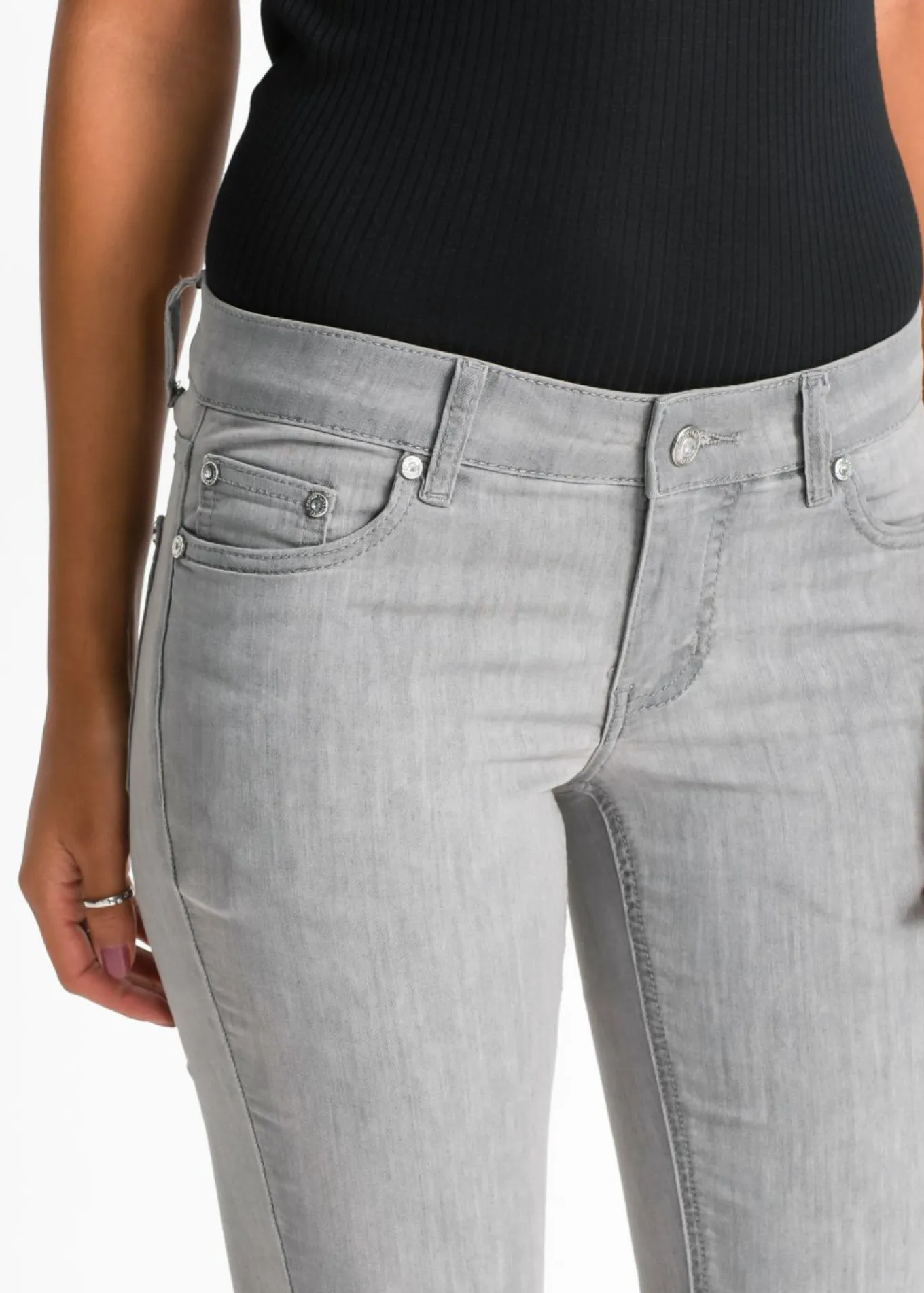 Vaqueros skinny, mid waist, elásticos