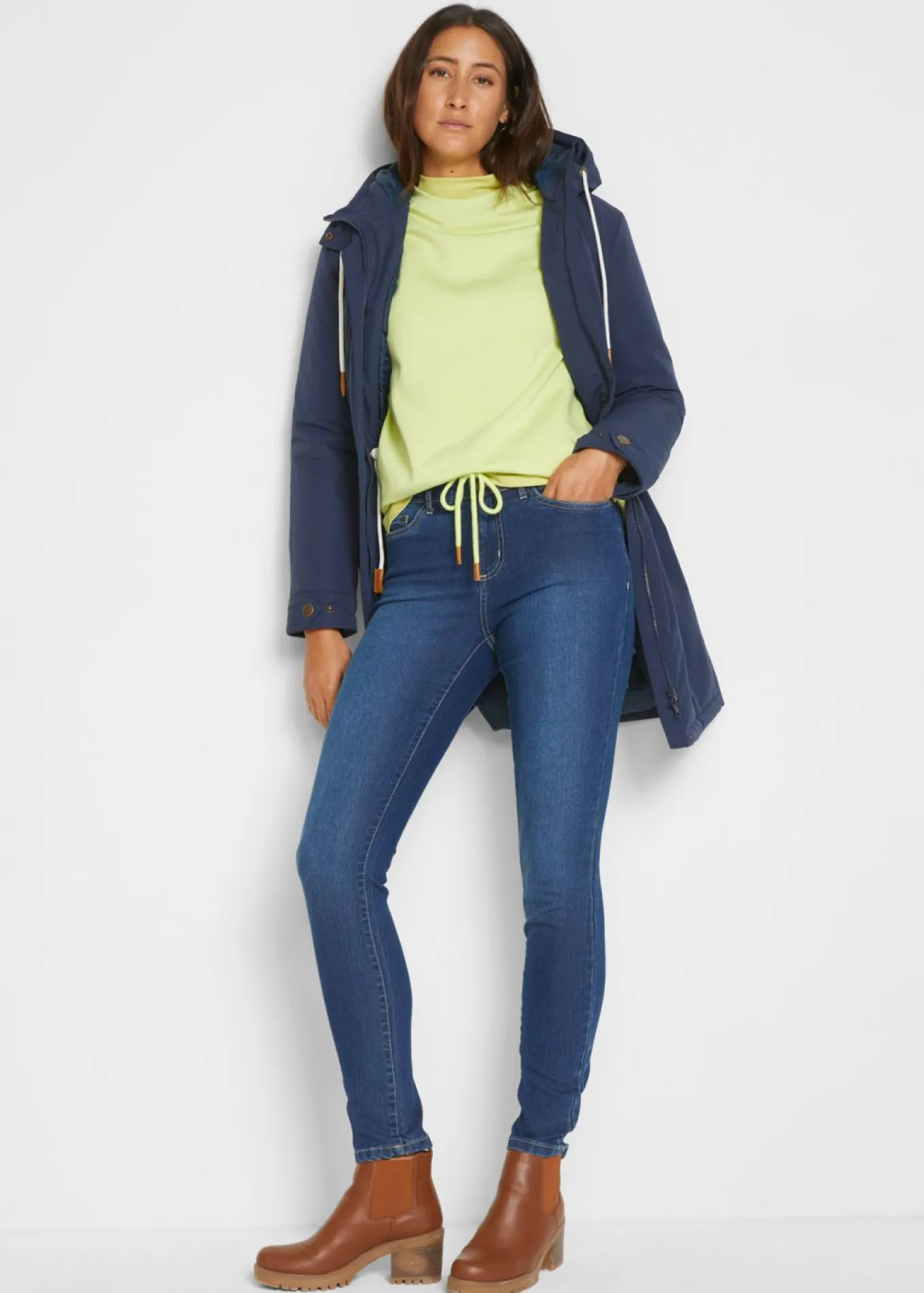 Vaqueros skinny, mid waist, elásticos