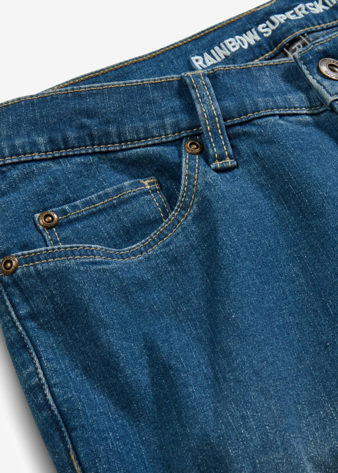 Vaqueros skinny, mid waist, elásticos