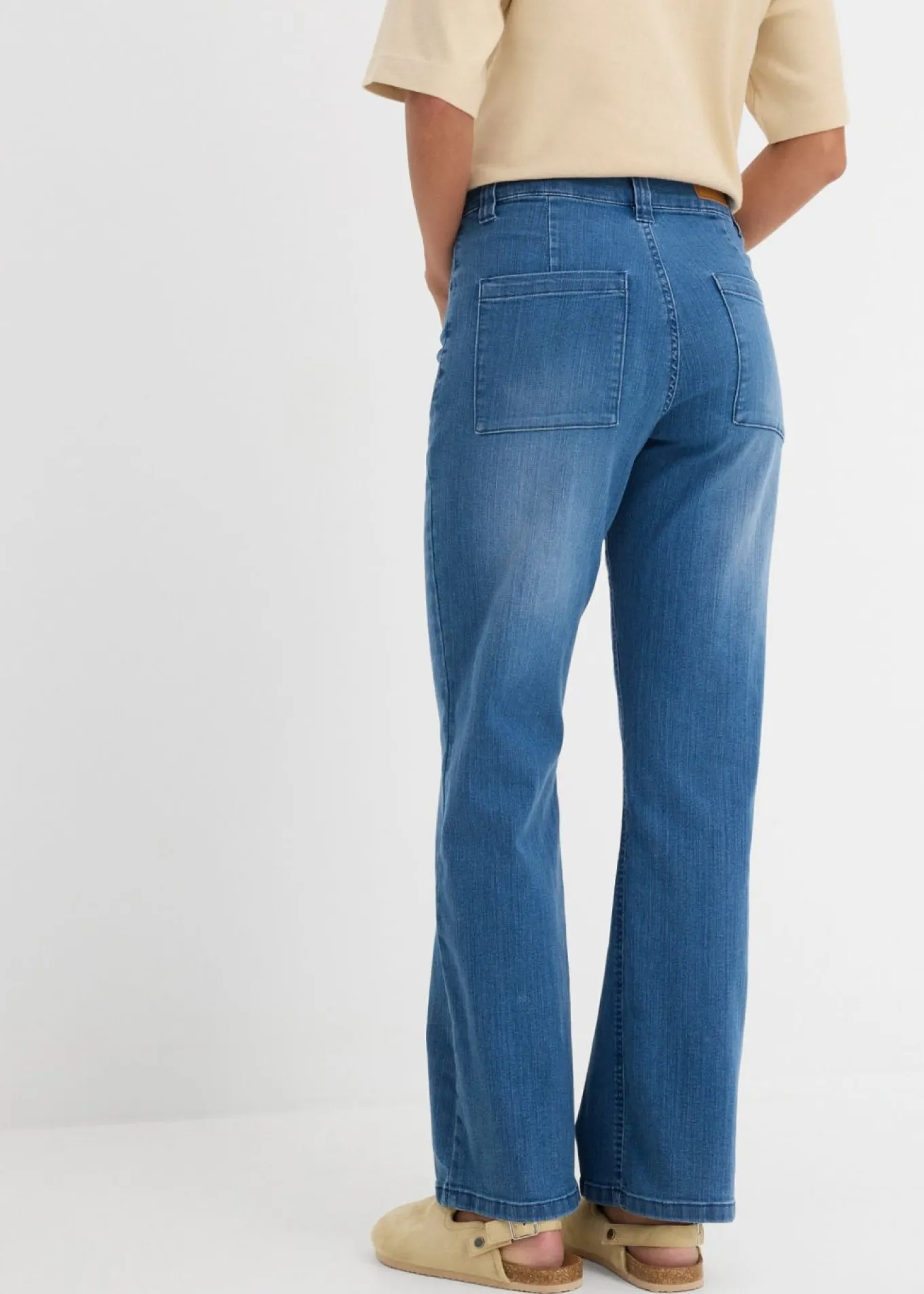 Vaqueros straight, high waist, elásticos