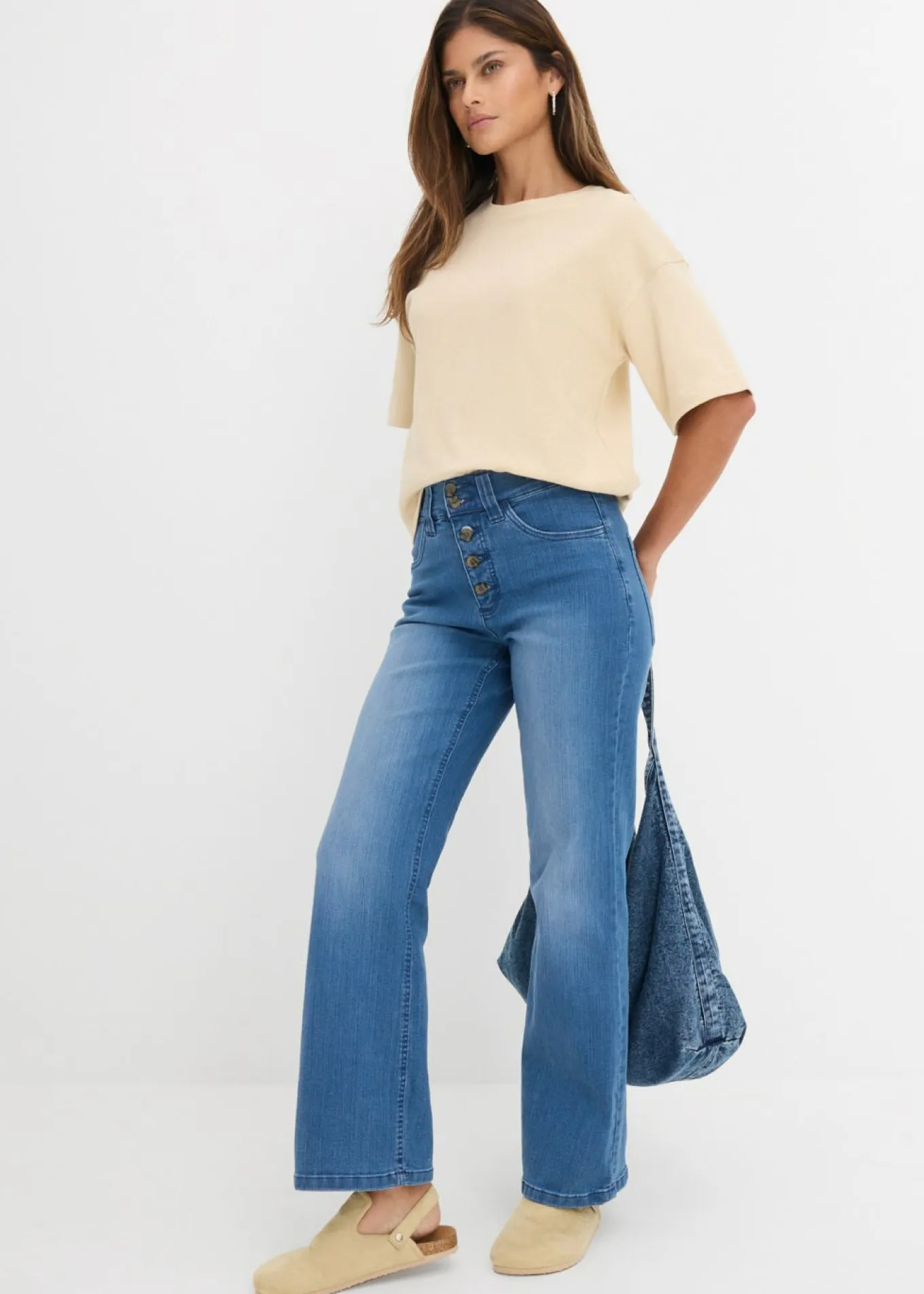 Vaqueros straight, high waist, elásticos