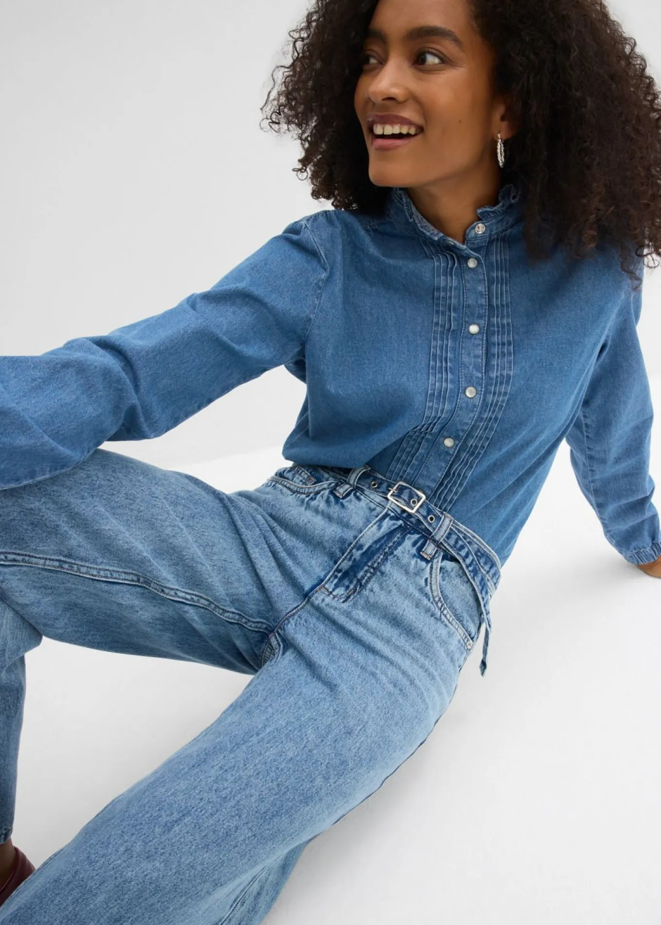Vaqueros straight, loose, mid waist, de algodón