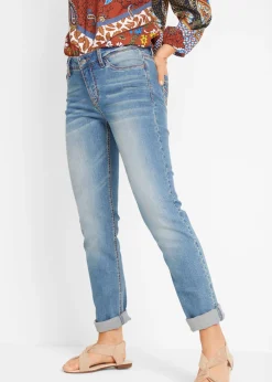 Vaqueros straight, mid waist, elásticos