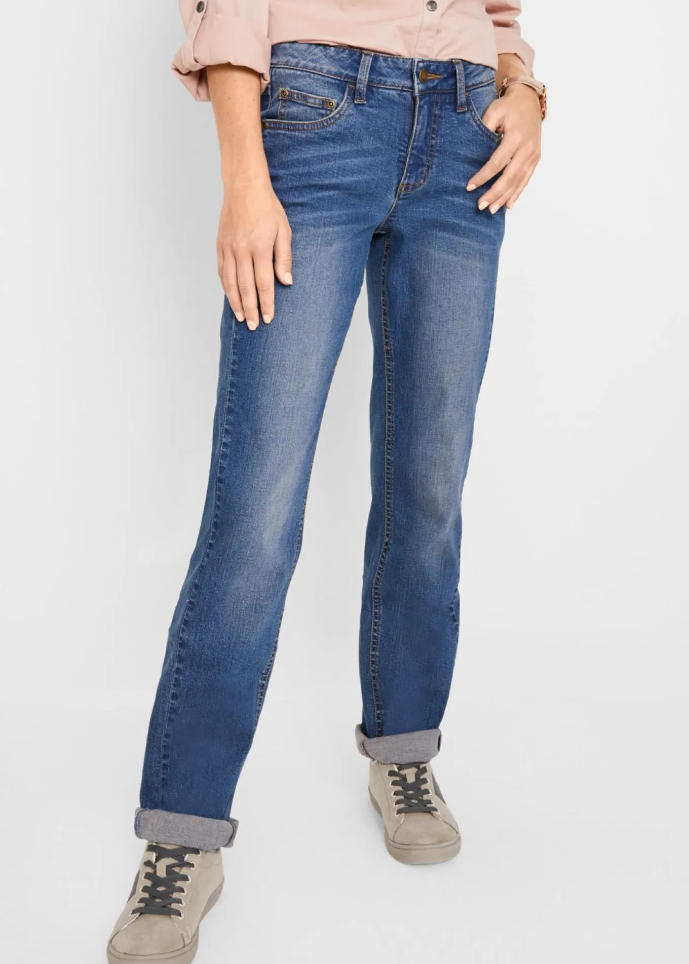 Vaqueros straight, mid waist, elásticos