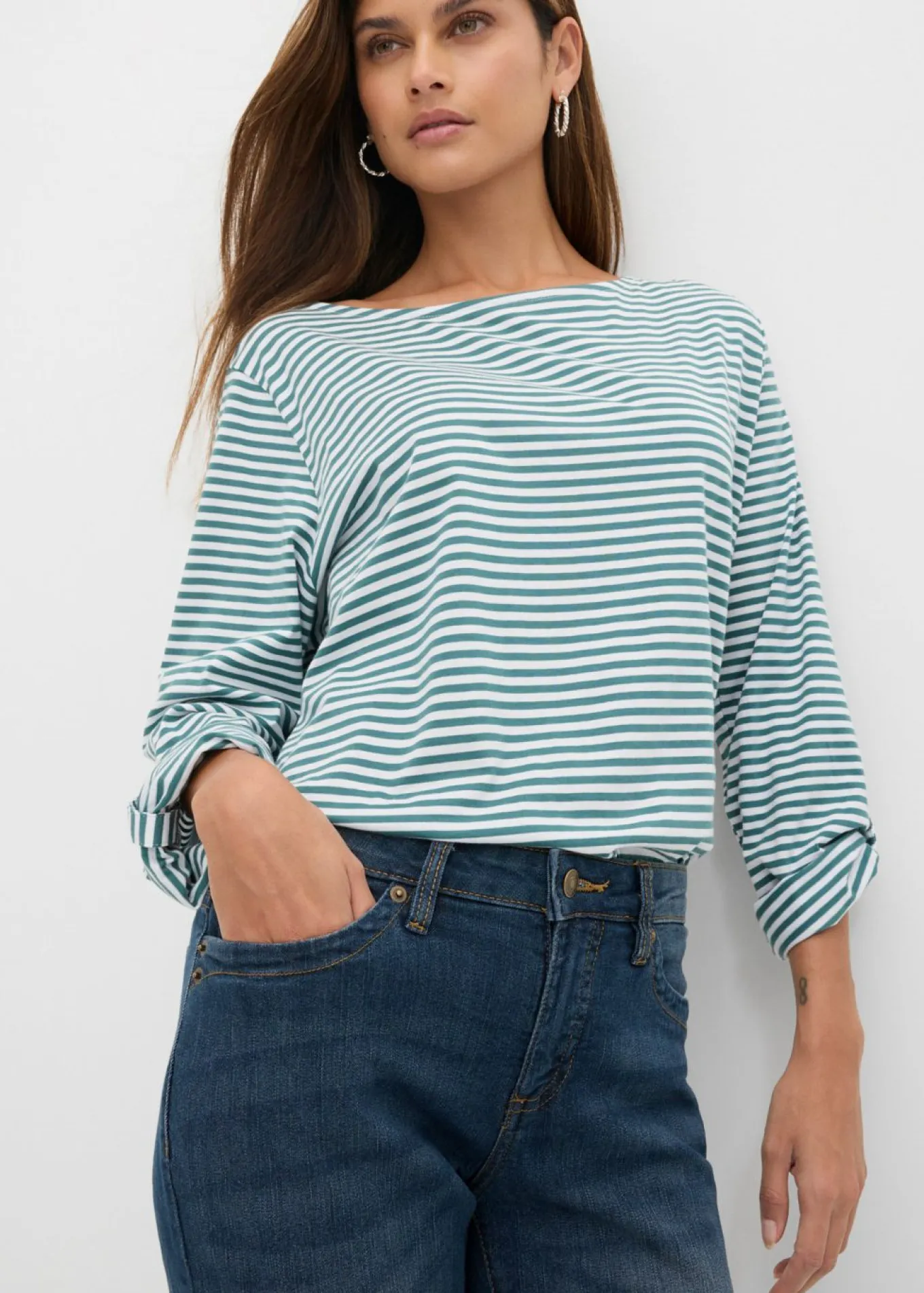 Vaqueros straight, mid waist, elásticos