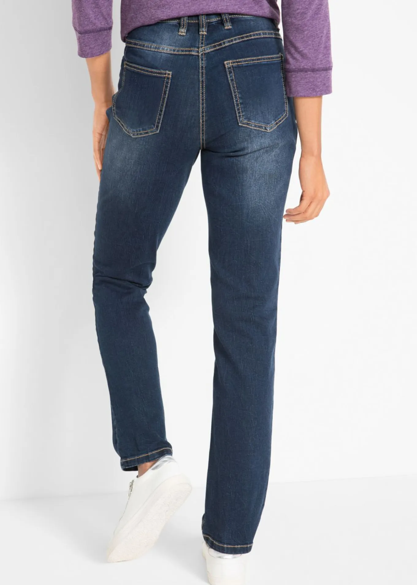 Vaqueros straight, mid waist, elásticos