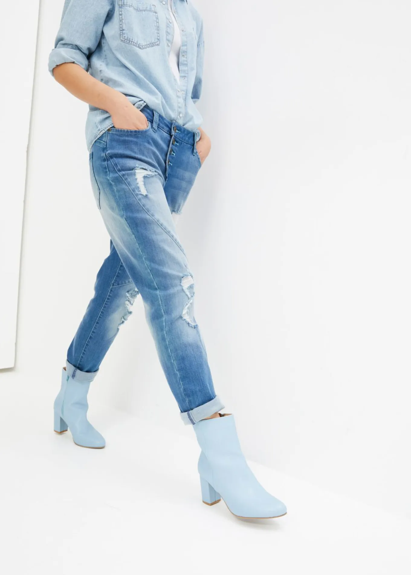 Vaqueros tipo boyfriend, mid waist