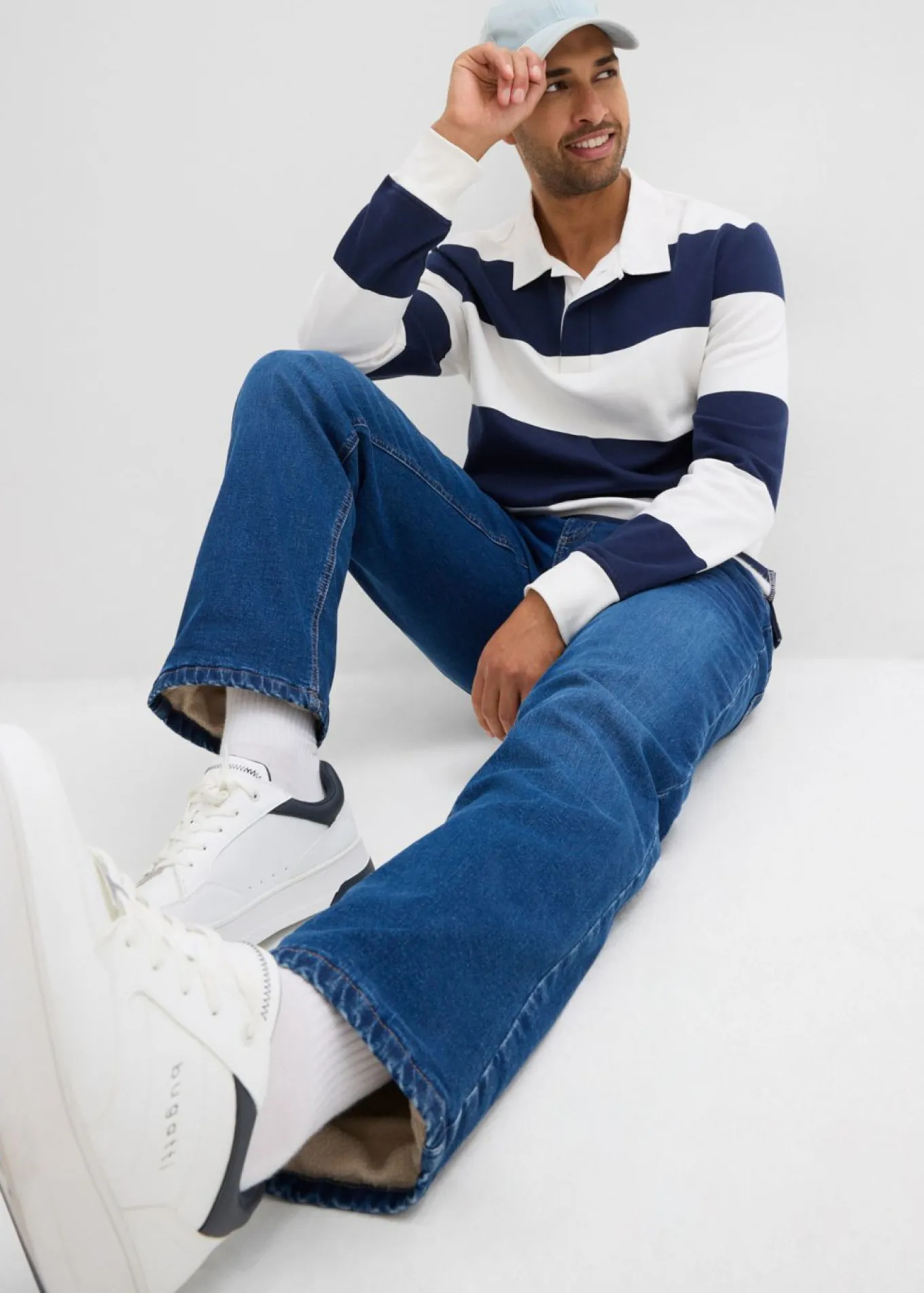 Vaqueros térmicos elásticos con corte informal, cinturilla cómoda y diseño recto