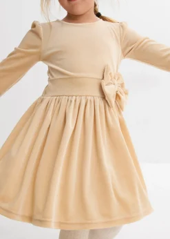 Vestido acampanado de terciopelo