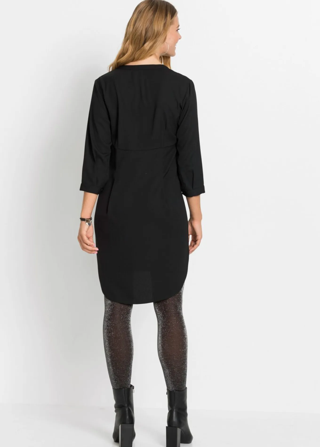 Vestido camisero con botonera corta
