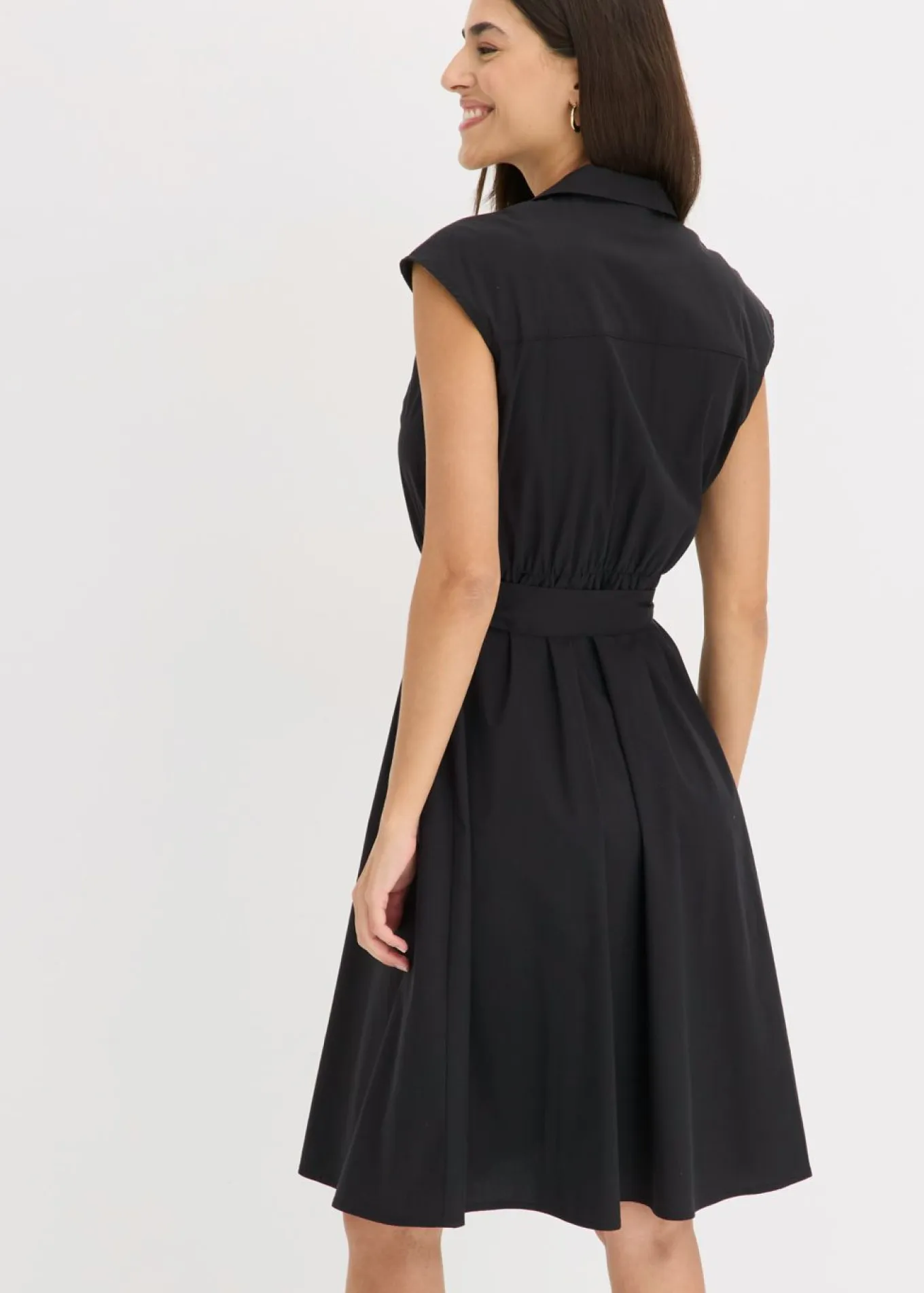 Vestido camisero con cinturón