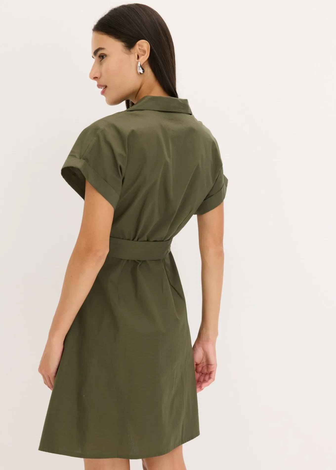 Vestido camisero con cinturón