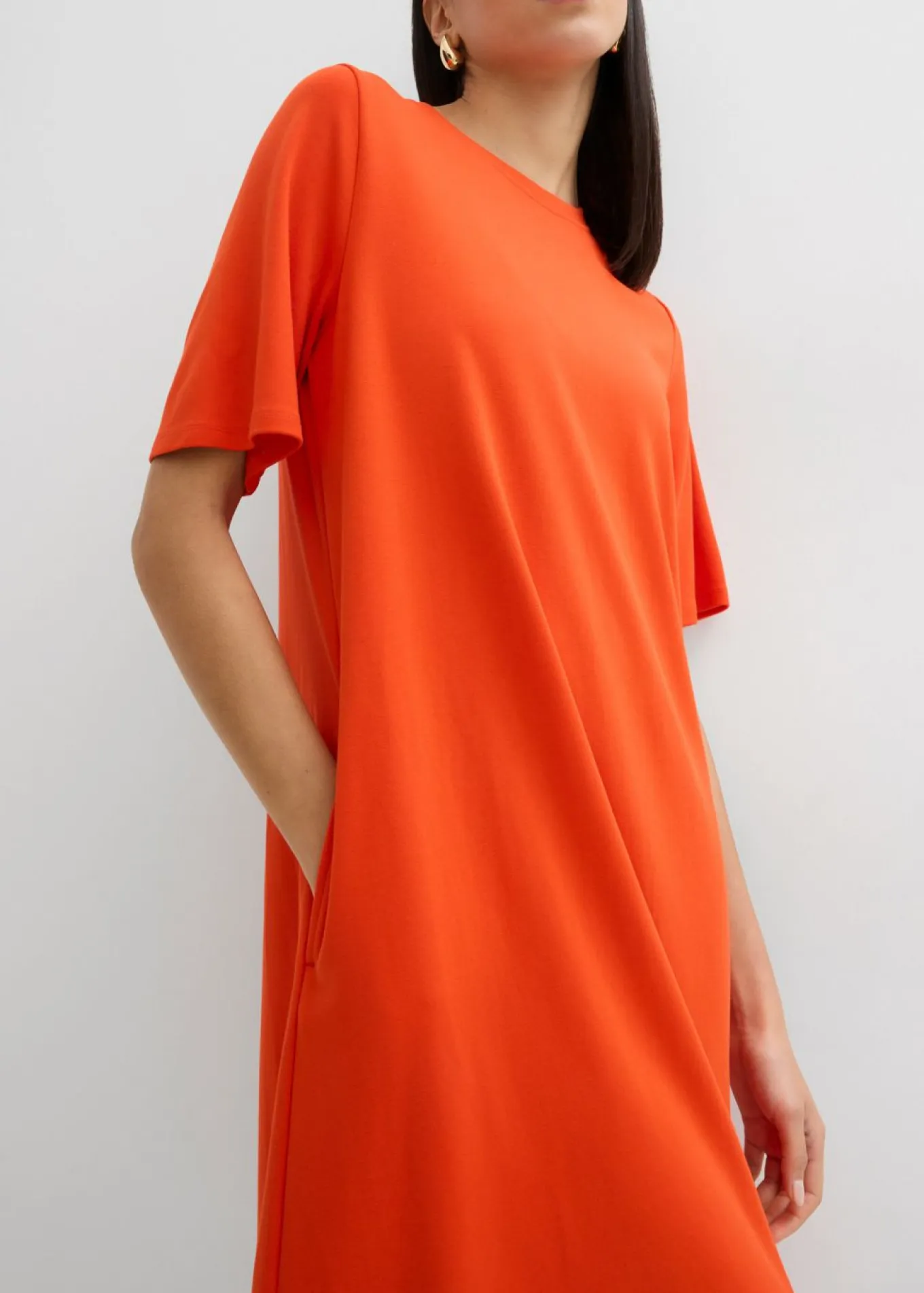 Vestido camisero con corte en A en mezcla de viscosa